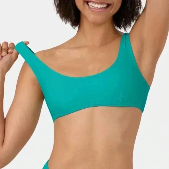 Halara Solid U Neck Bikini Top Medium Lake Blue Color NWT - Picture 1 of 6